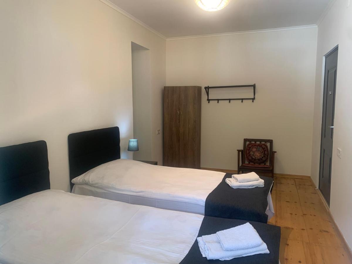 Hotel Lemi Mestia Esterno foto