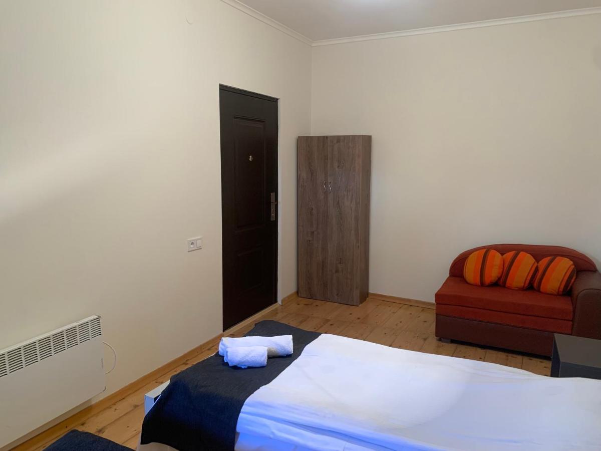 Hotel Lemi Mestia Esterno foto